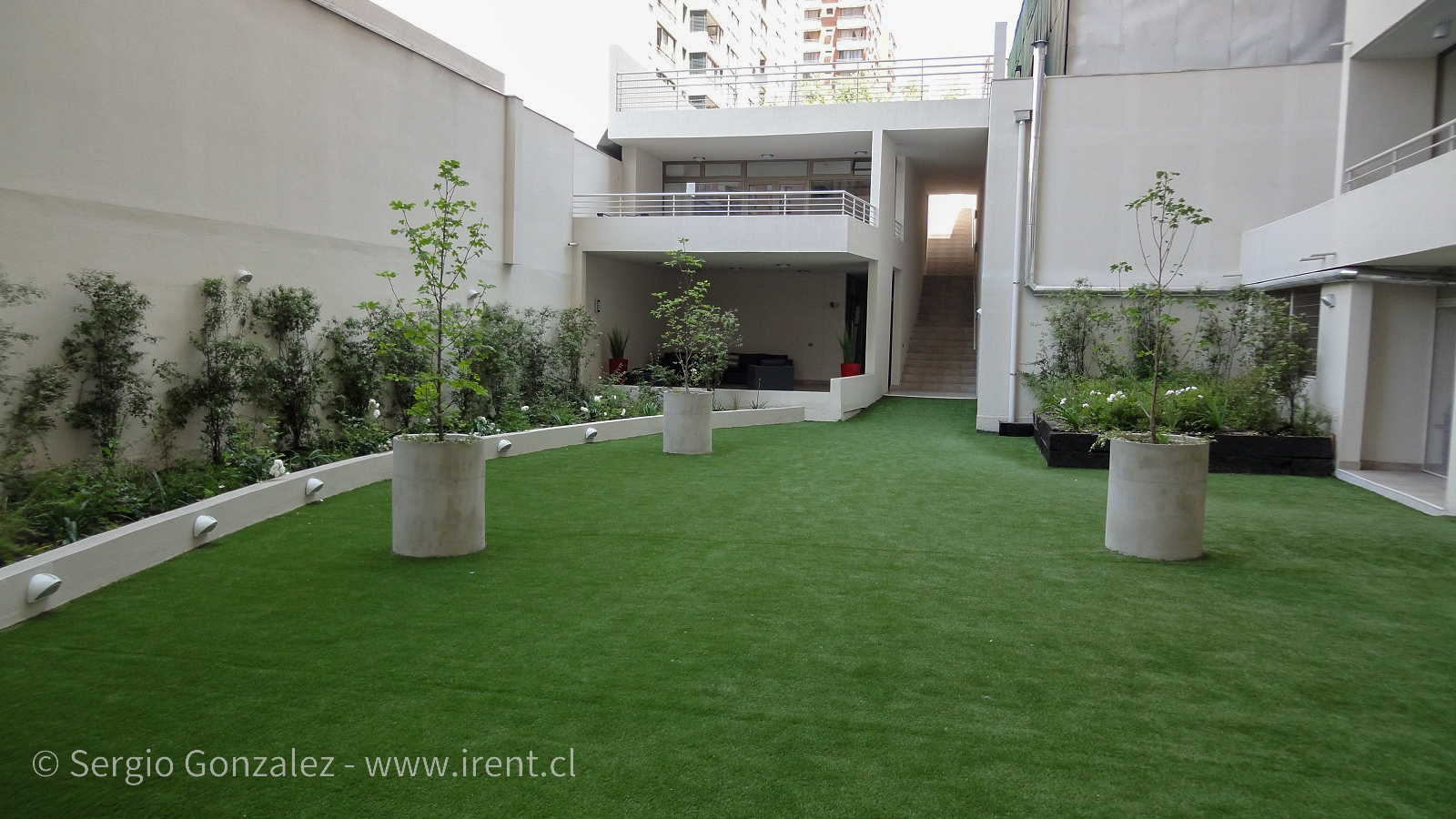Amplias áreas verdes para disfrutar